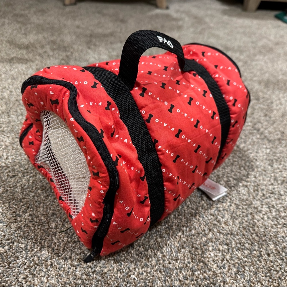 FAO Schwartz Red Toy Dog Carrier : Toys R Us: Vintage